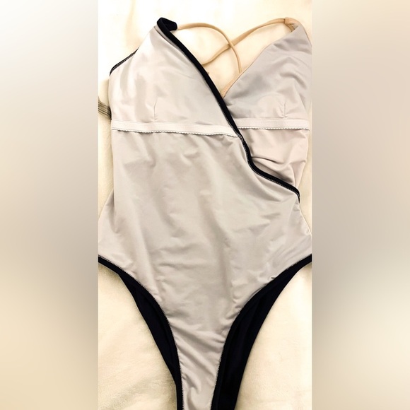 CUPSHE Navy Womens One Piece Swimsuit Size Small EUC - Picture 5 of 16